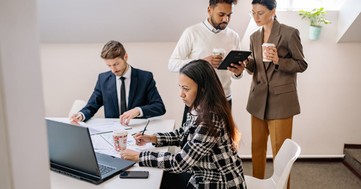 vx号买卖:i上海app详情下载教程软件